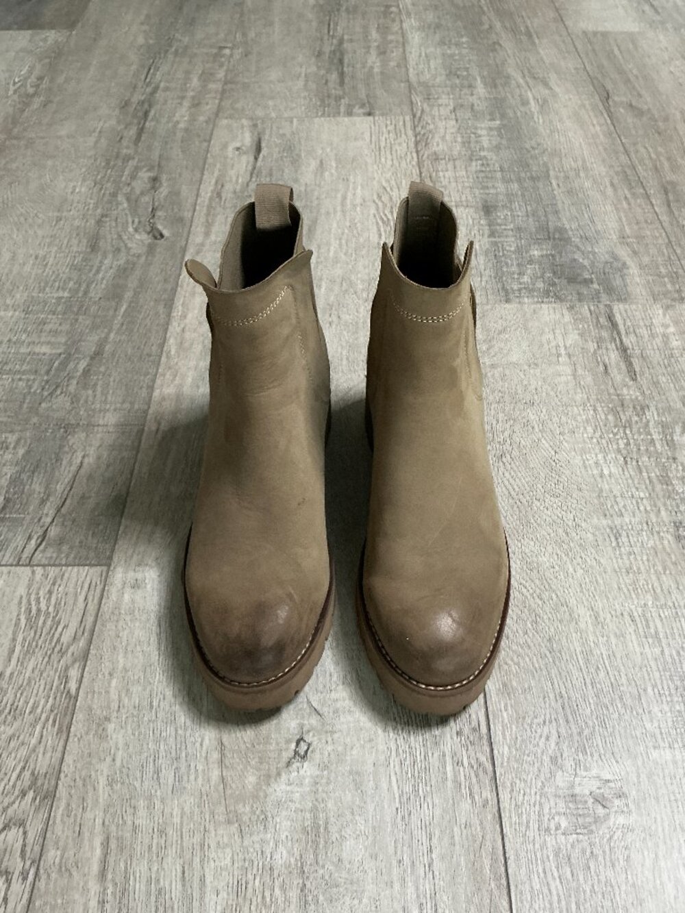 Blondo Waterproof Brown Leather Chelsea Boots Women's Size 8 Chunky Lug Sole